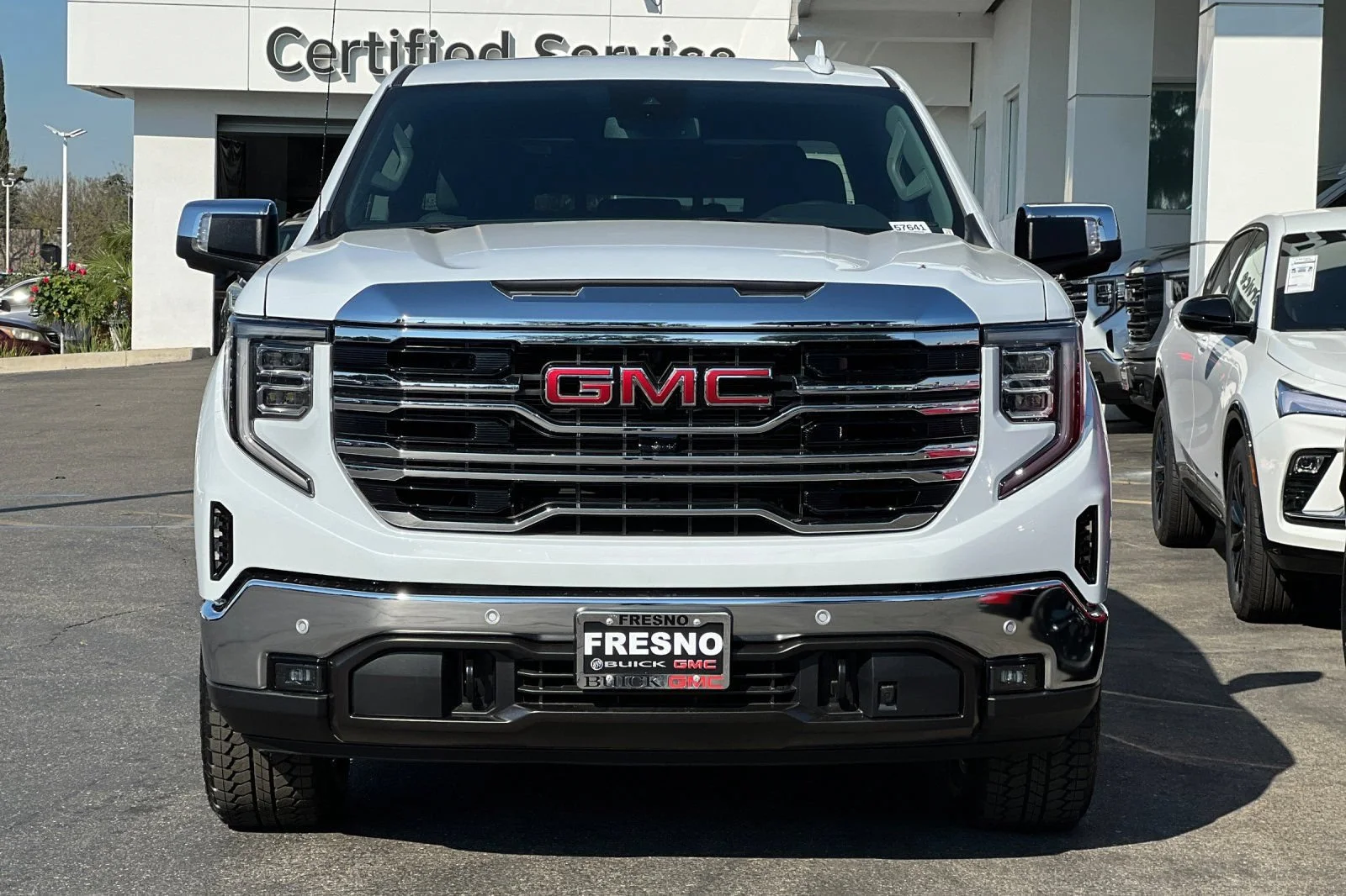 New 2026 Glacier White Tricoat GMC SLT image 7