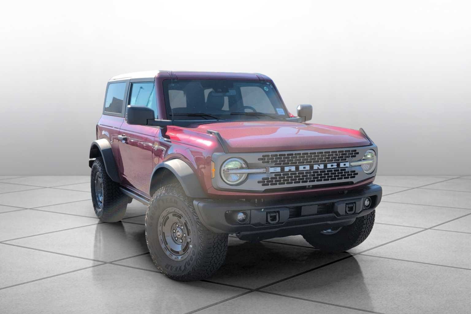 View vehicle photo 3