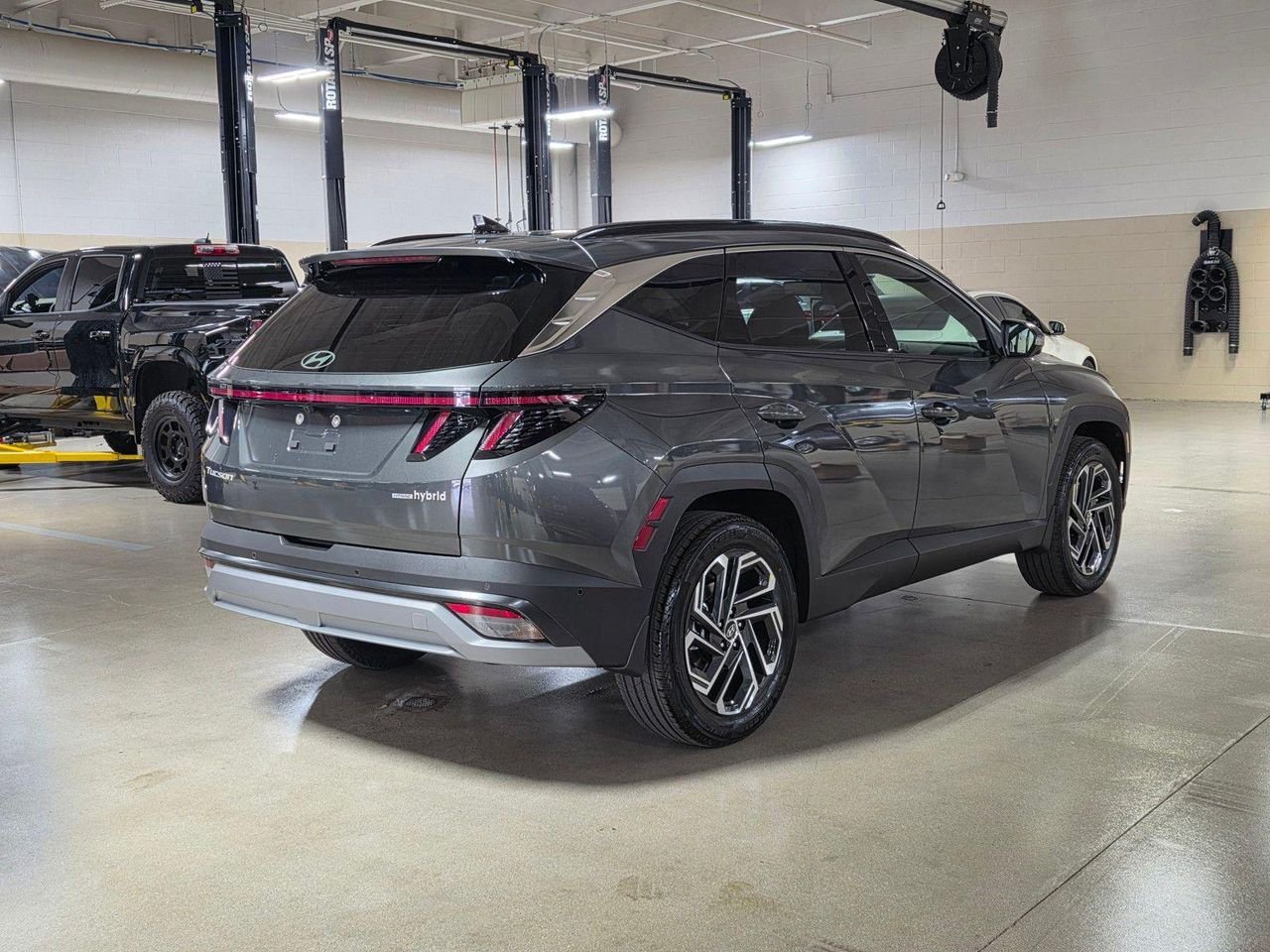 New 2026 Amazon Gray Hyundai Limited image 7