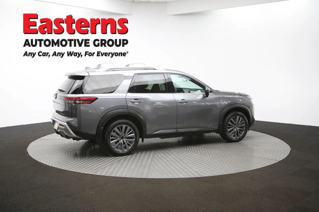 Used 2023 Gray Nissan SL image 43