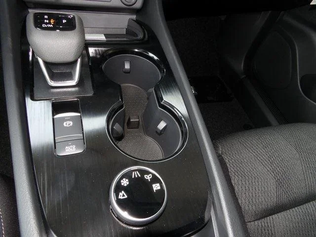 2026 Nissan Rogue SV - Photo 20