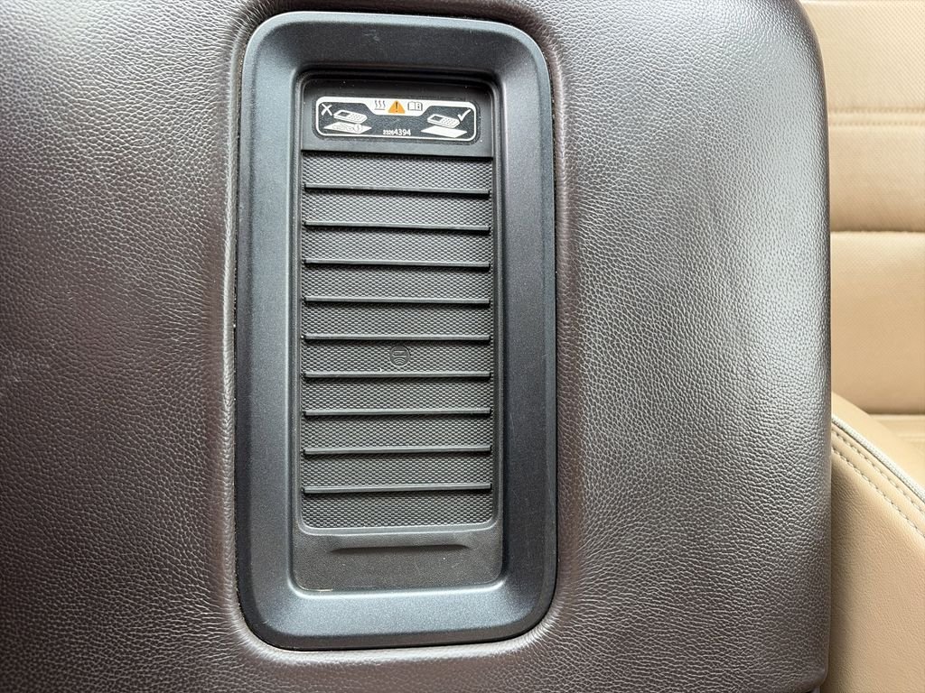 Used 2017 White GMC Denali image 28