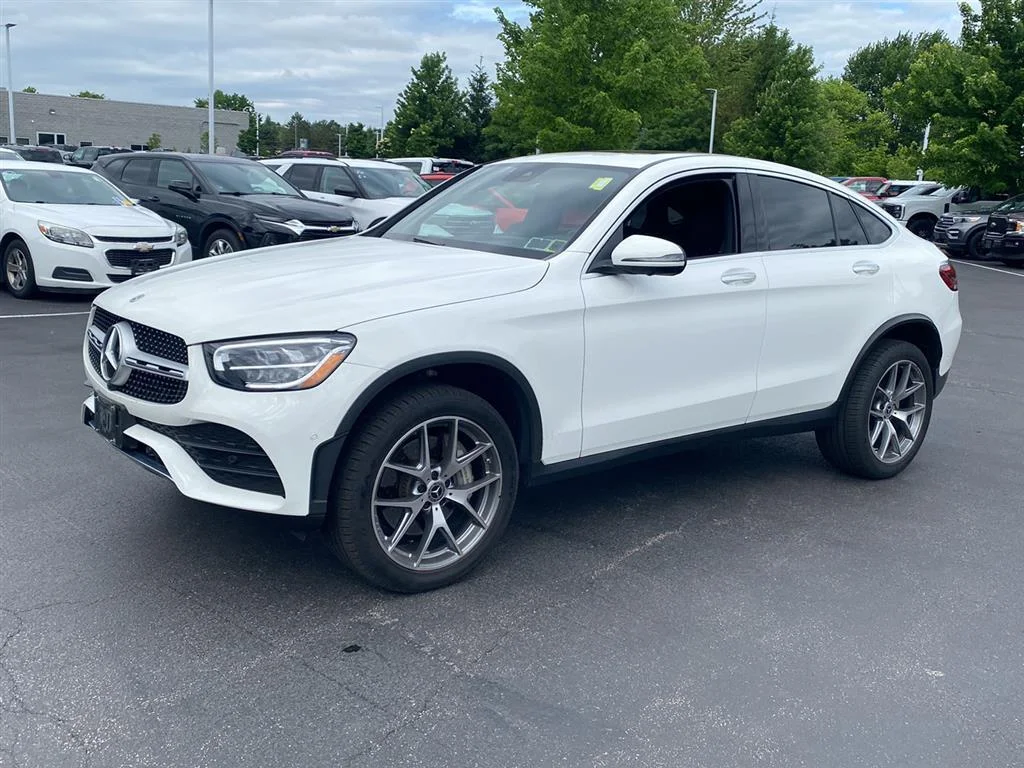 Used 2023 Polar White Mercedes-Benz GLC 300 image 7