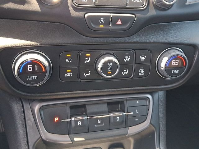 Used 2024 Riptide Metallic GMC AT4 image 63