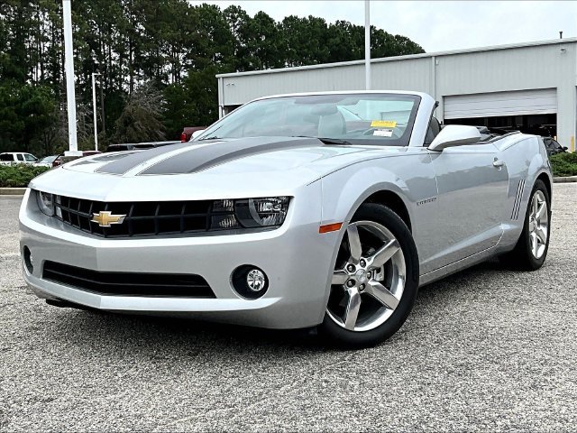 Used 2013 Silver Chevrolet 1LT image 3
