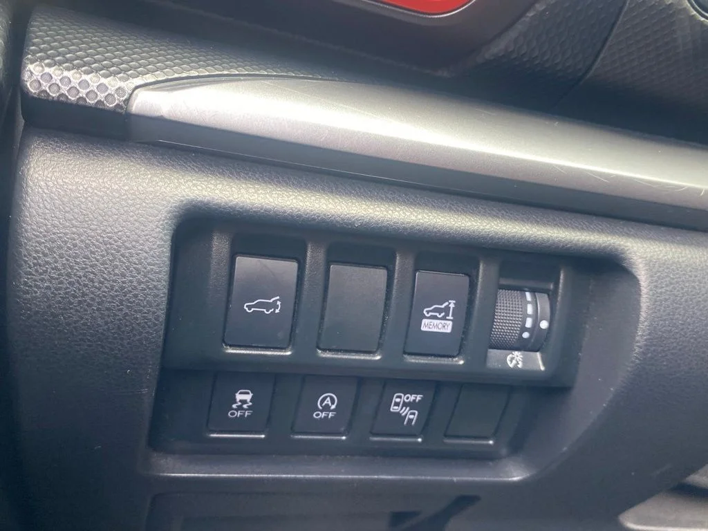 Used 2019 White Subaru Sport image 27