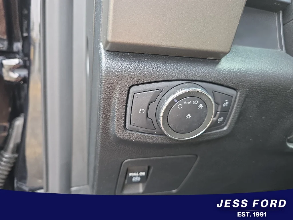 Used 2019 Agate Black Metallic Ford XLT image 22