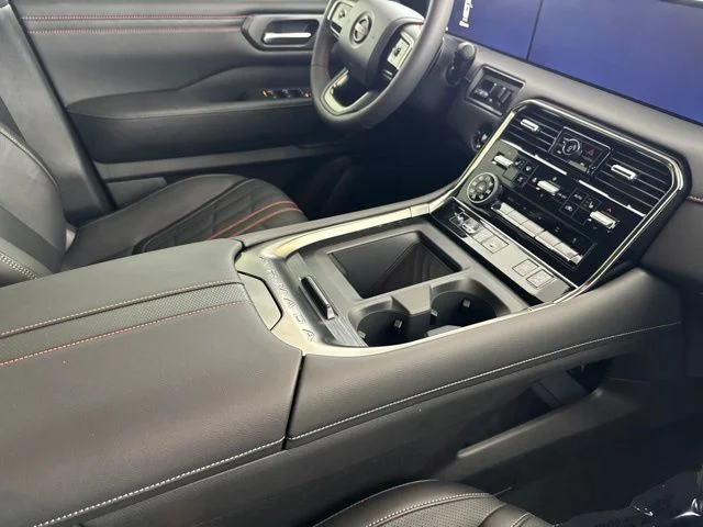 2026 Nissan Armada PRO-4X - Photo 21