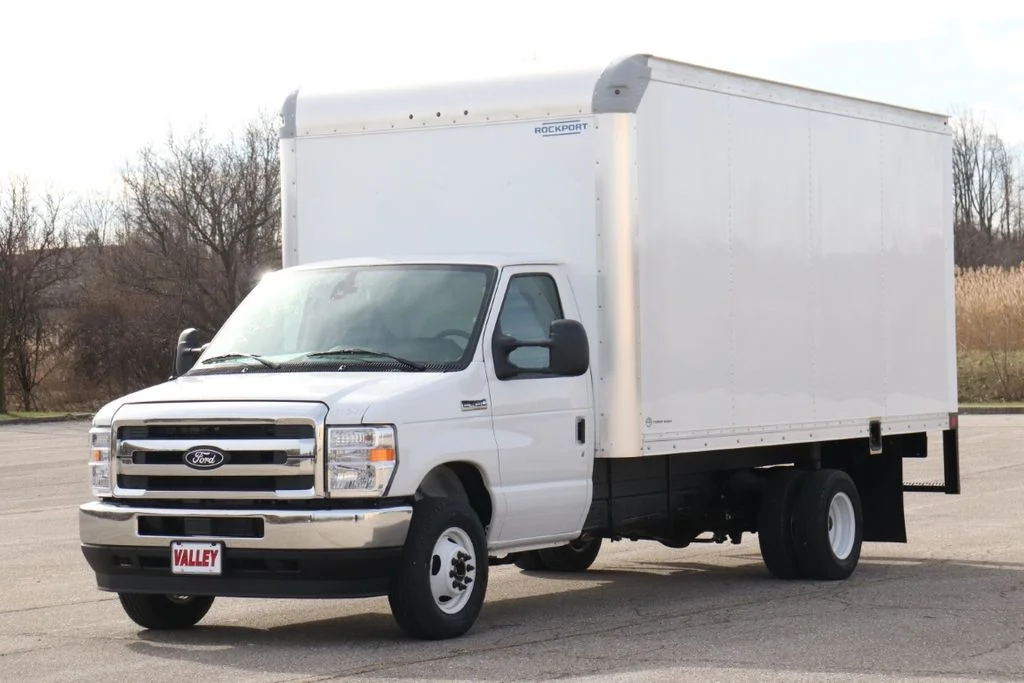 New 2027 White Ford Base Box Van image 5