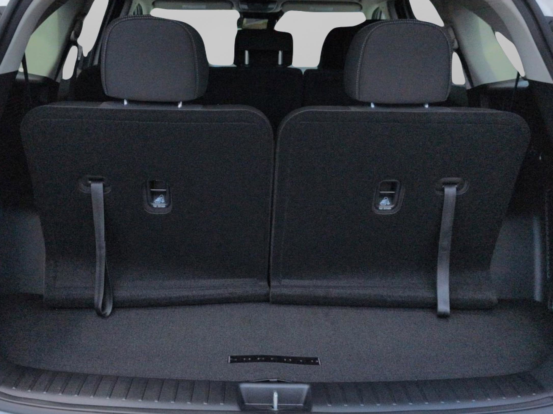 New 2026 Glacial White Kia LX image 18