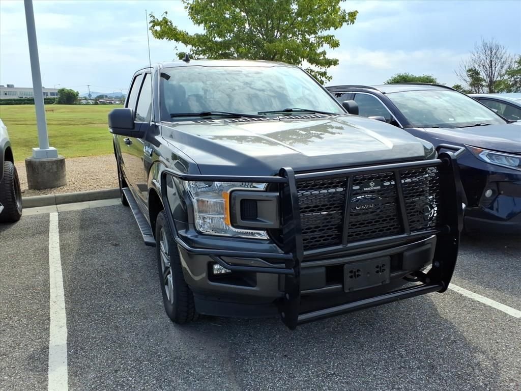 Used 2020 Gray Ford XLT image 3