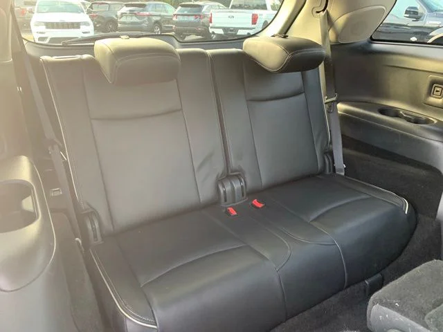Used 2020 Silver INFINITI PURE image 14