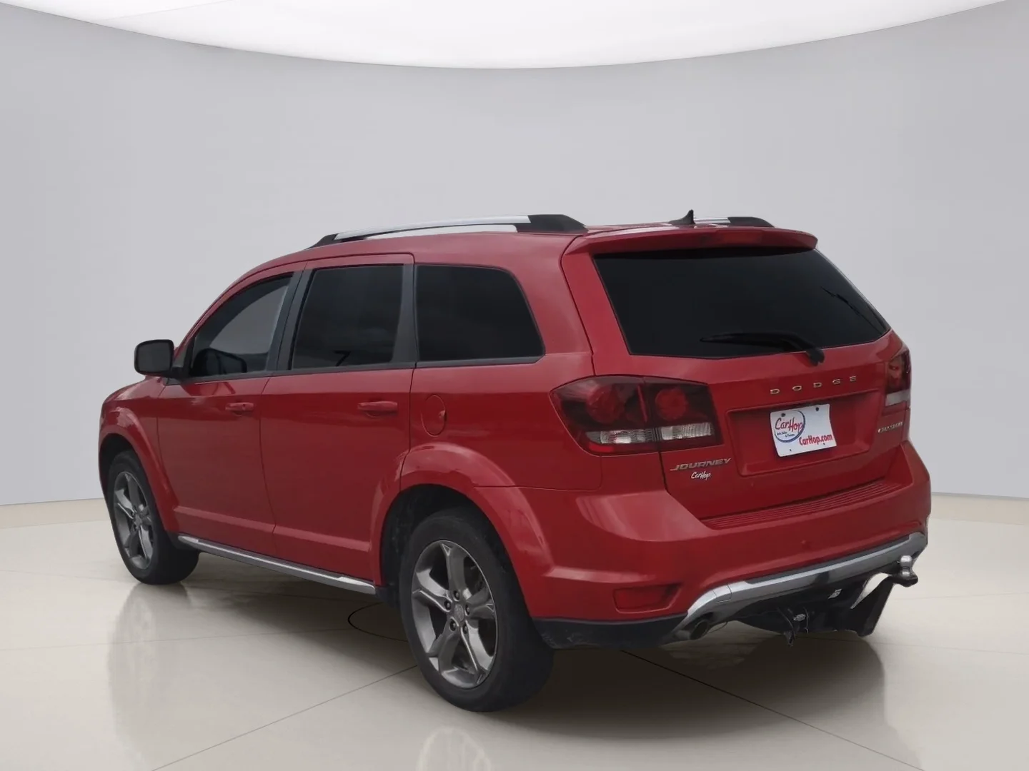 Used 2016 Red Dodge CROSSROAD PLUS image 3