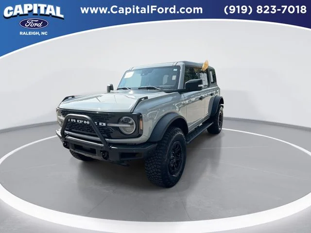 Used 2023 Gray Ford Wildtrak image 4