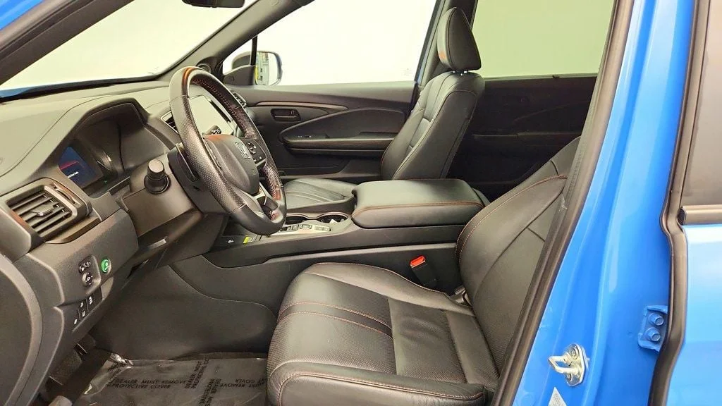 Used 2025 Diffused Sky Pearl Honda TrailSport AWD image 21