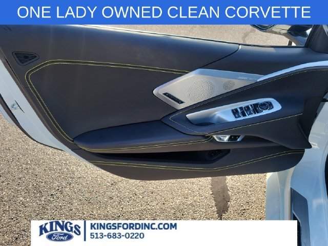 Used 2021 Arctic White Chevrolet Stingray image 13