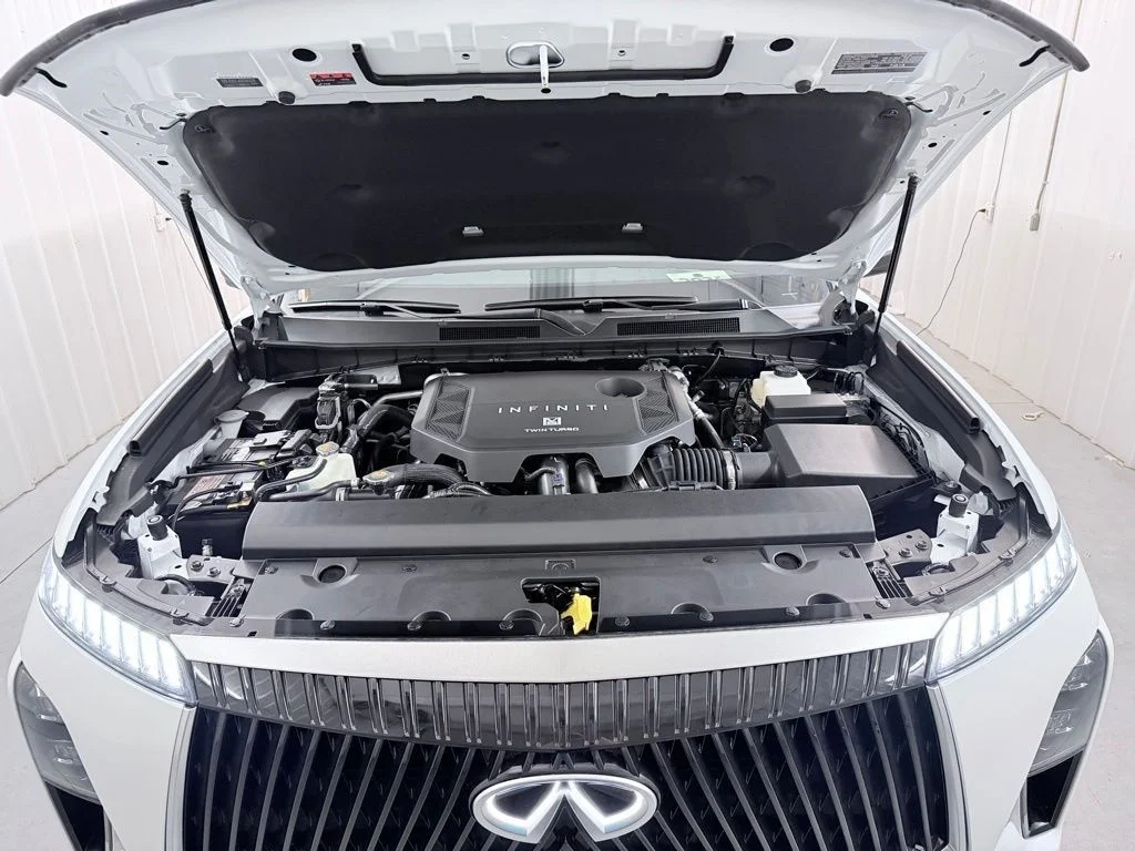 Certified Used 2026 White INFINITI PURE image 51