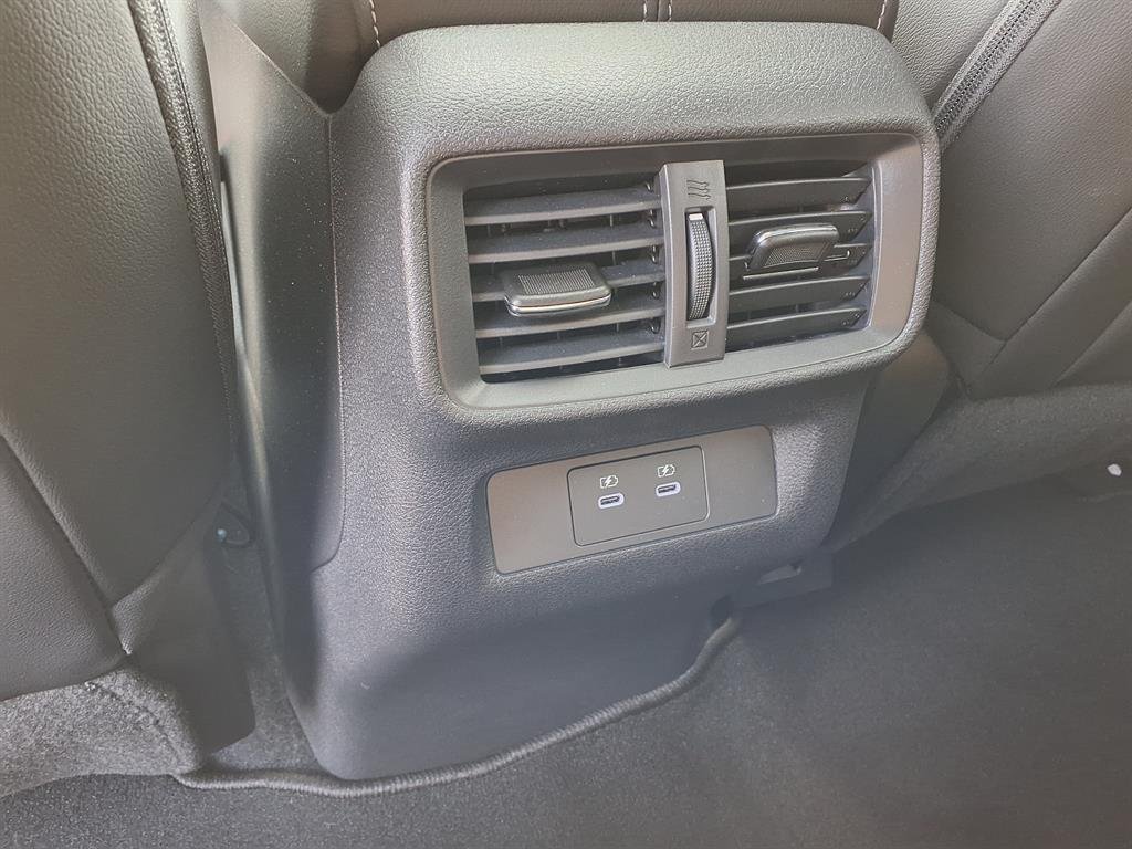 Used 2025 Super Black Nissan SL image 4