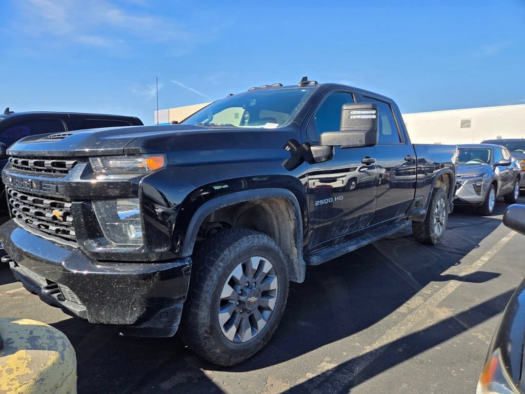 Used 2022 BLACK Chevrolet Custom image 4