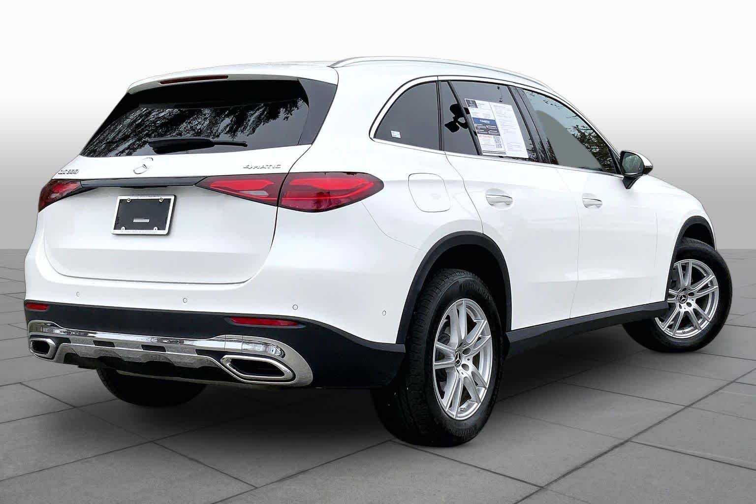 Certified Used 2025 Polar White Mercedes-Benz GLC 300 image 13