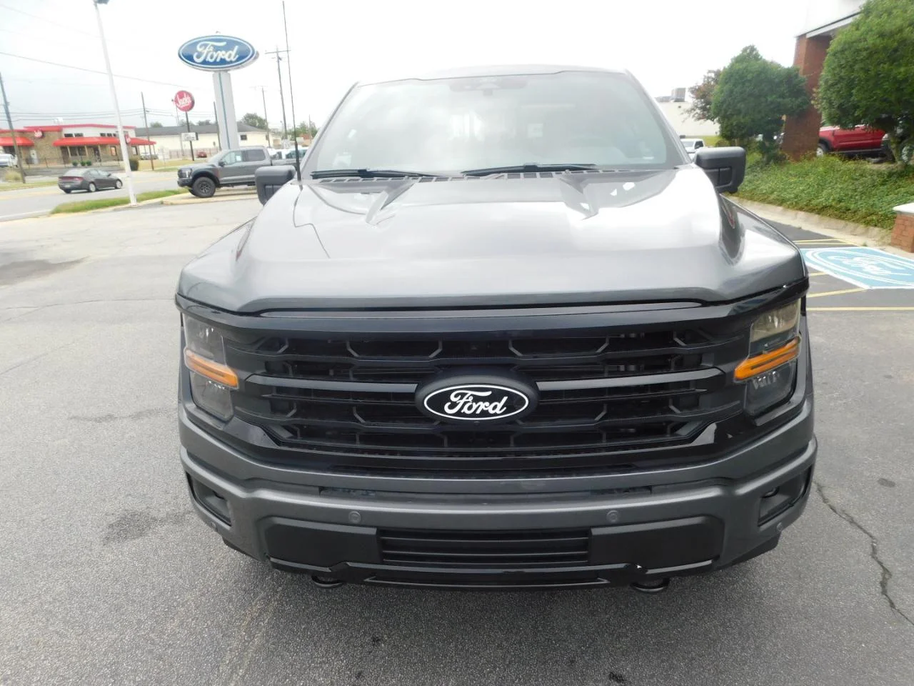 New 2026 Carbonized Gray Metallic Ford XLT image 3