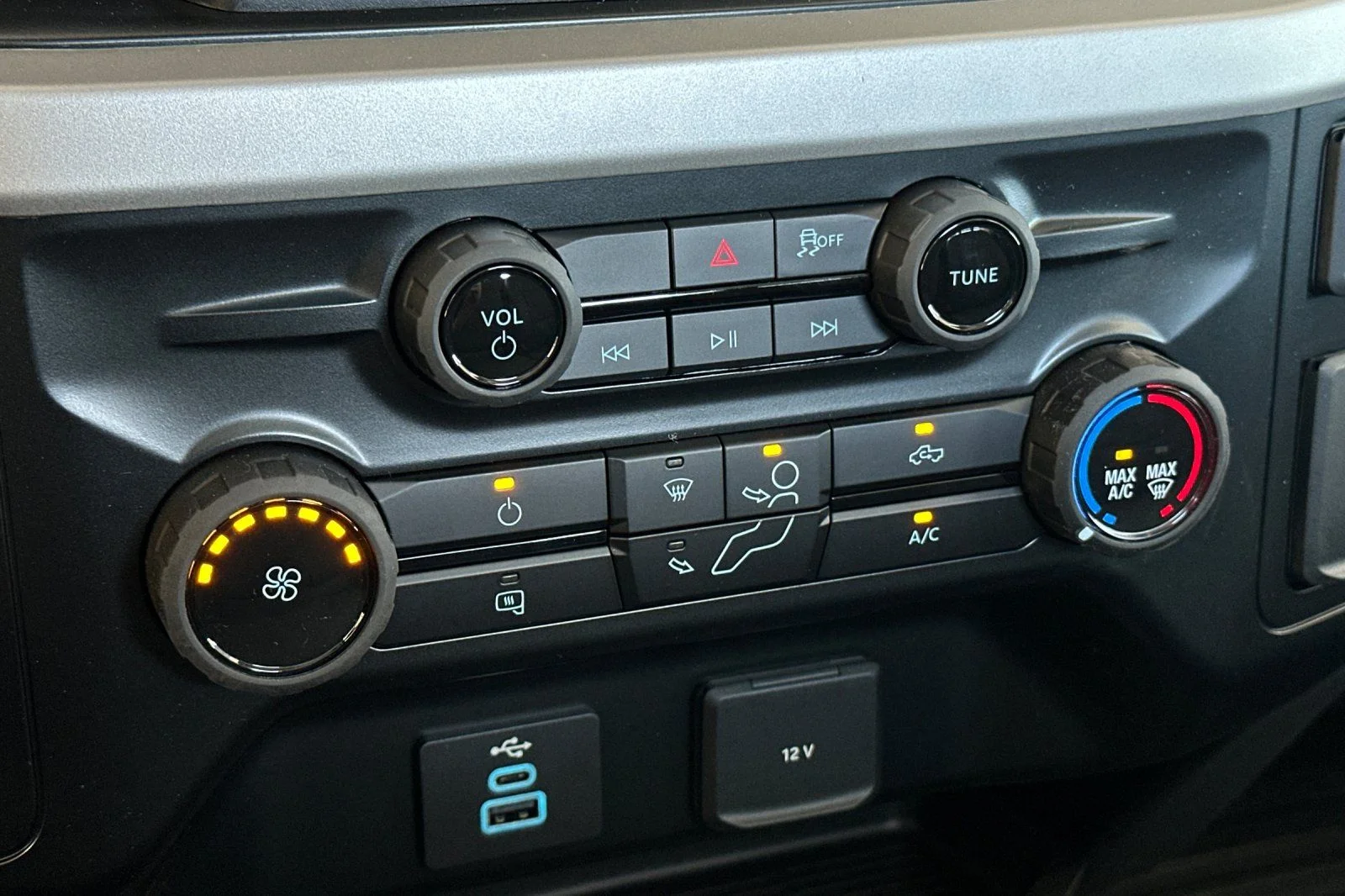 2026 Ford F-250 Super Duty XL - Photo 17