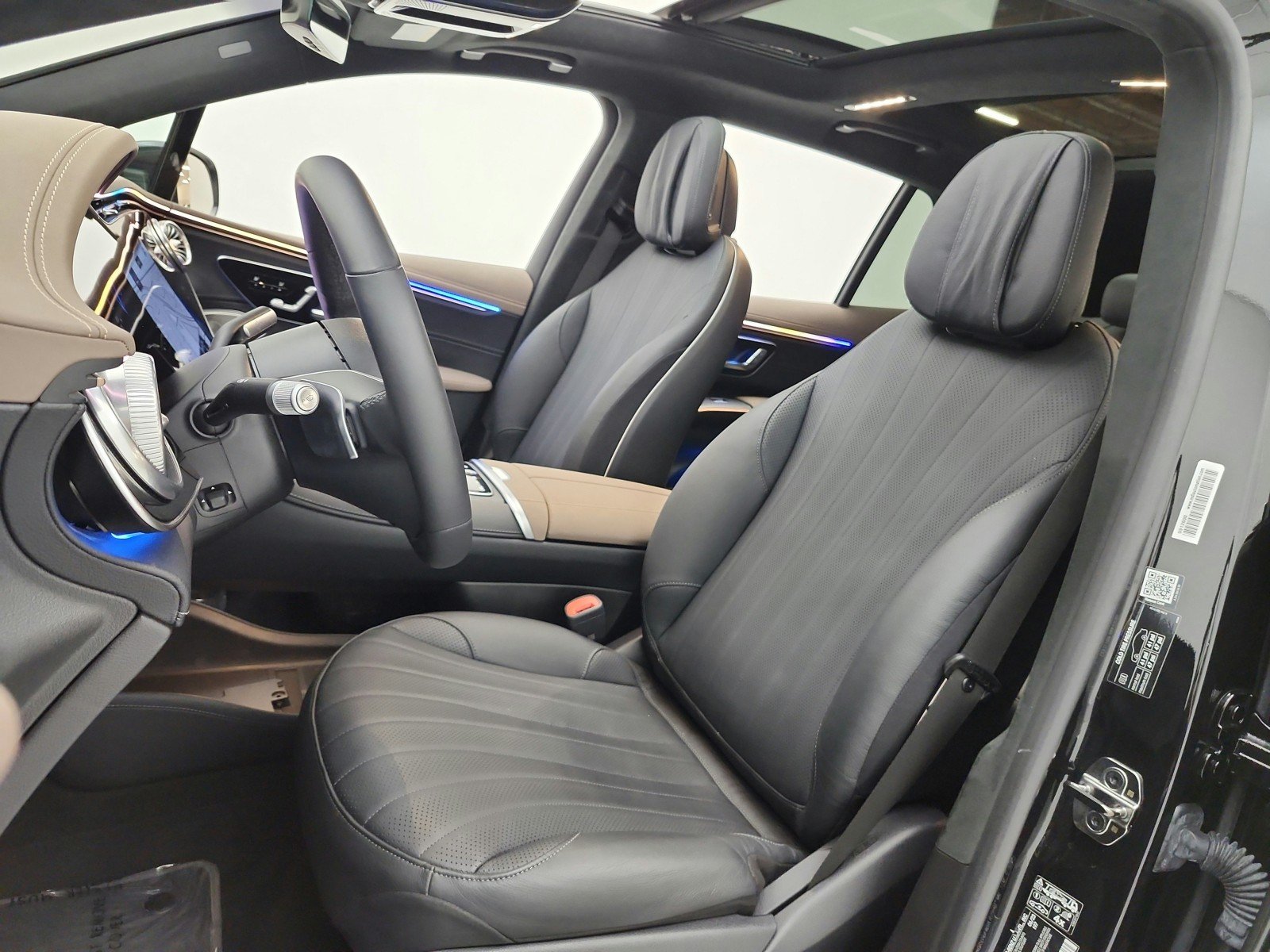 Certified Used 2023 Obsidian Black Metallic Mercedes-Benz EQS 580 4MATIC® SUV image 10