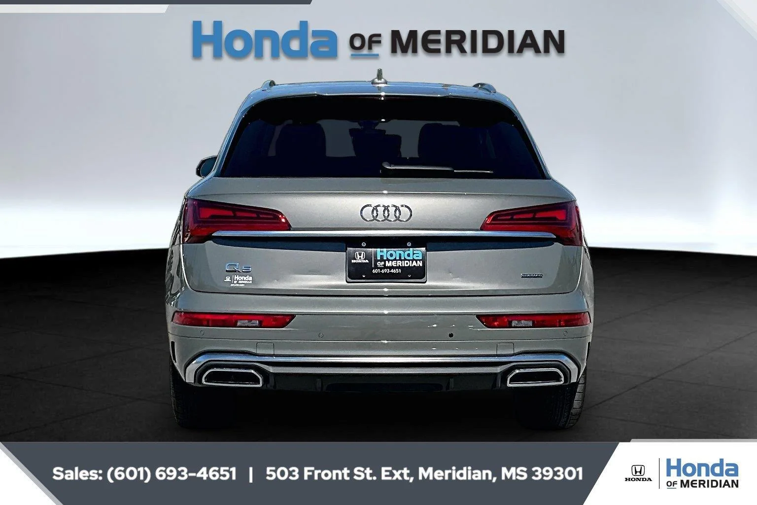 Used 2024  Audi S line Premium Plus image 4