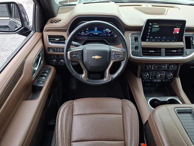 Used 2023 Blue Chevrolet High Country image 10