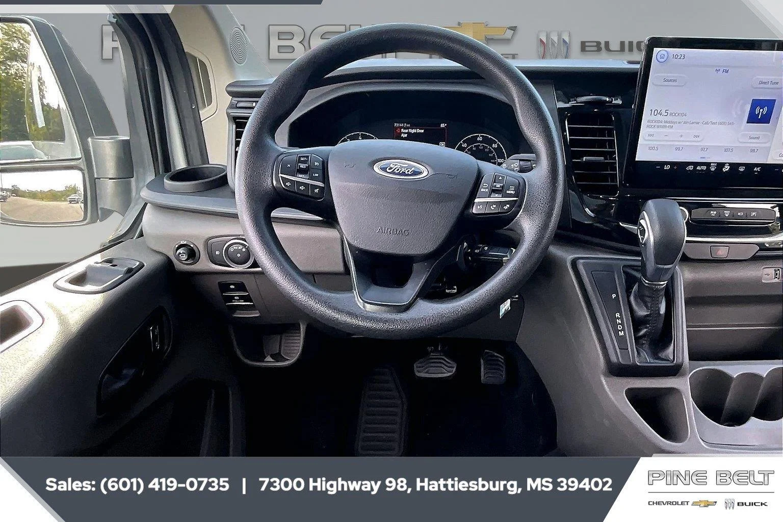Used 2023 Oxford White Ford 350 XLT image 5
