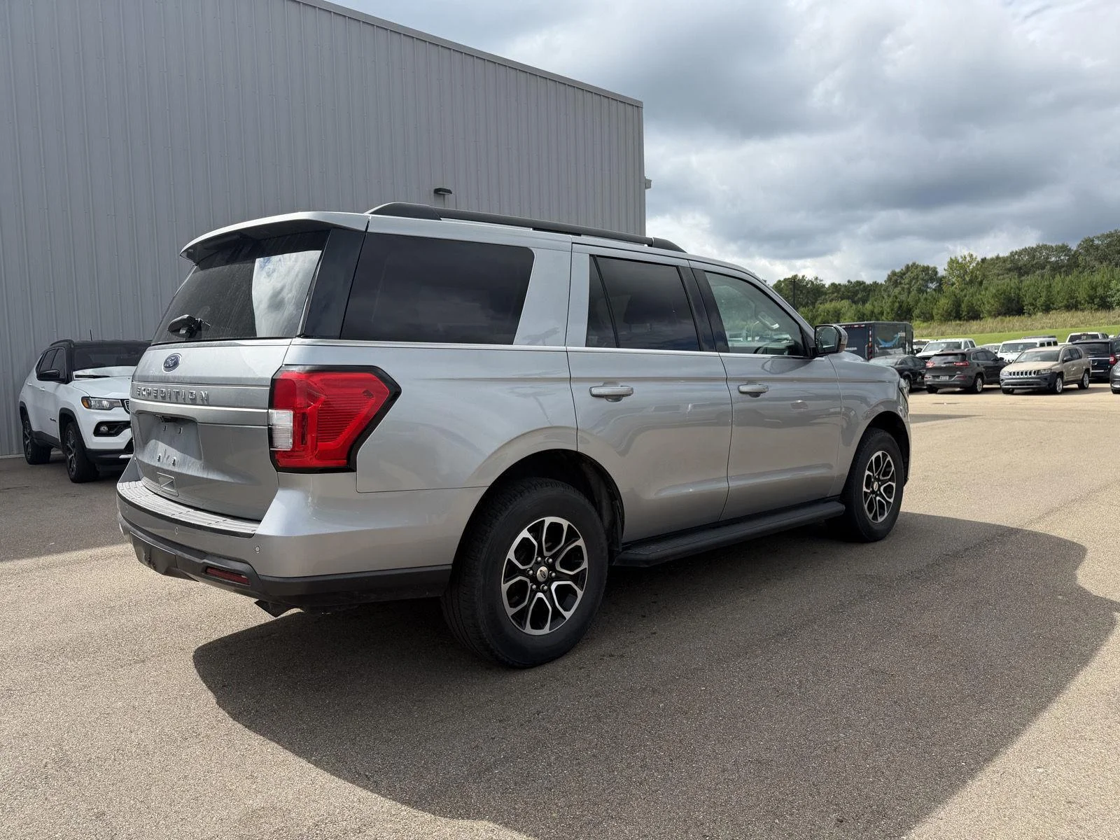 Used 2024 Iconic Silver Ford XLT image 6