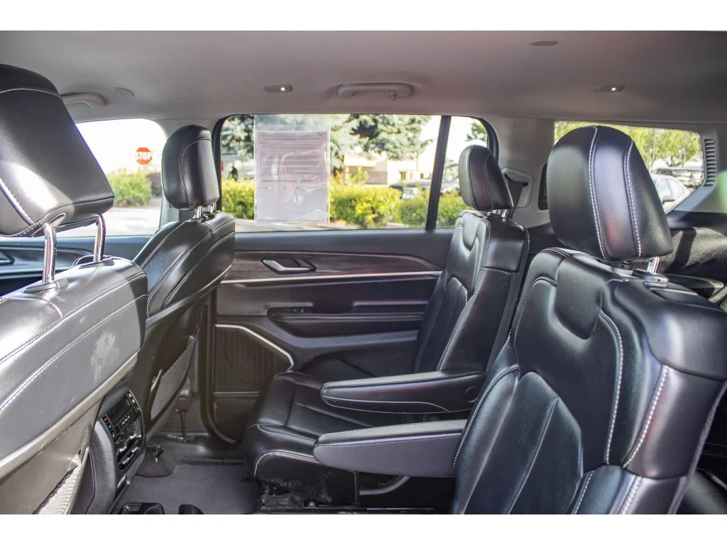Used 2021 Bright White Clearcoat Jeep Limited image 17