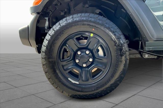 New 2026 Anvil Clear-Coat Exterior Paint Jeep Sport image 8