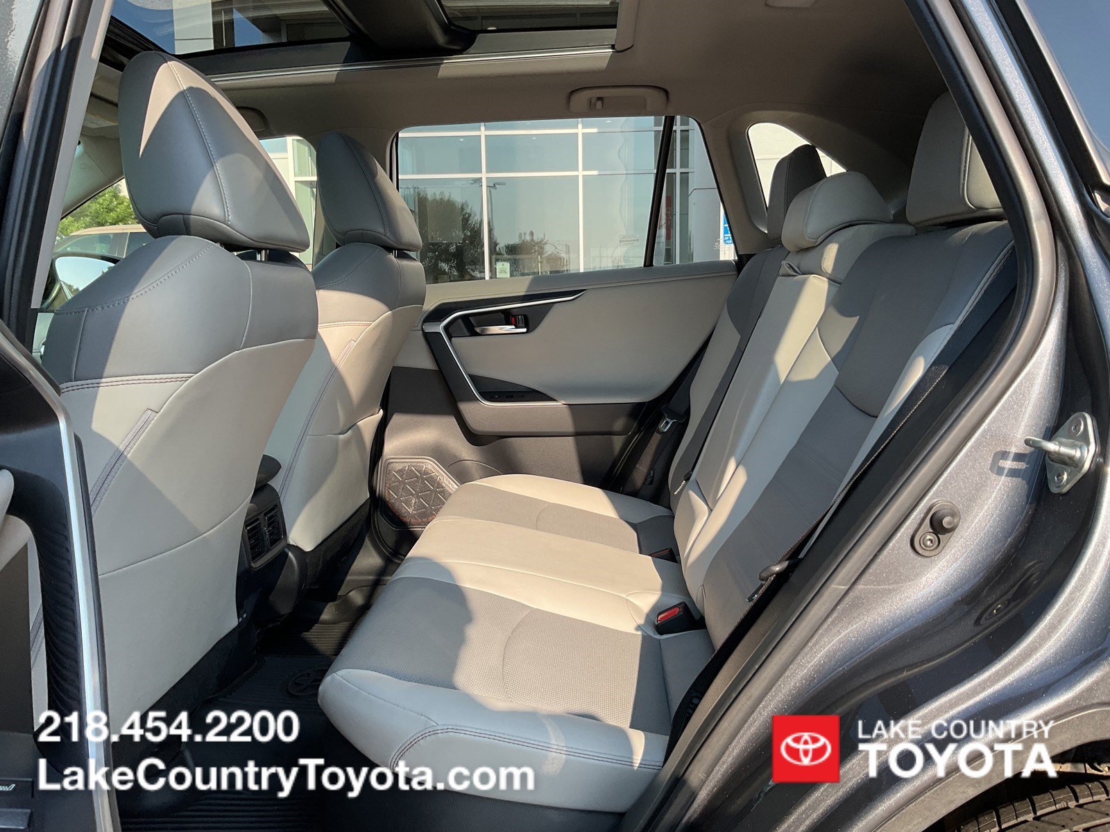 2023 Toyota RAV4 Limited - Photo 23
