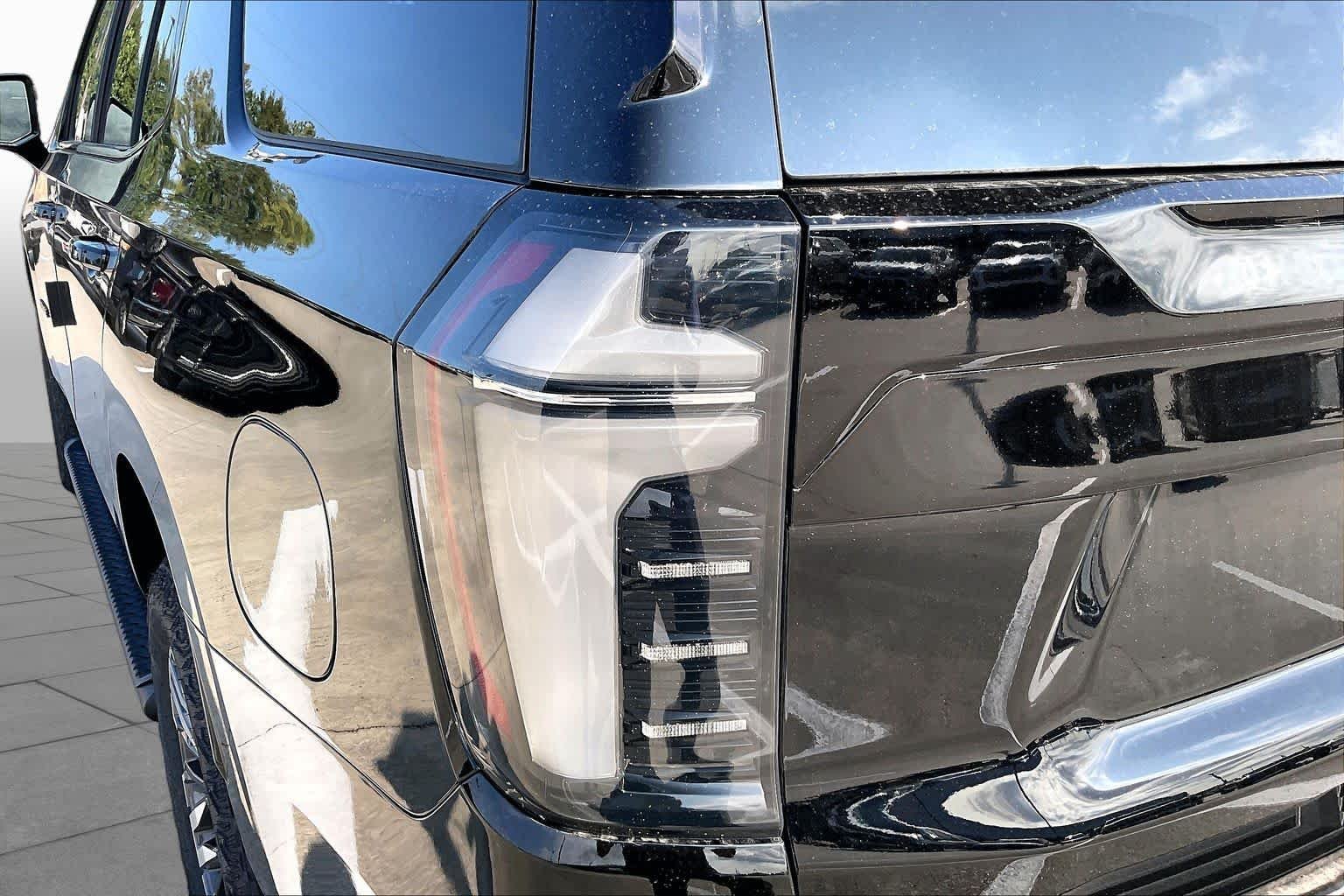 2026 Chevrolet Tahoe Z71 - Photo 14