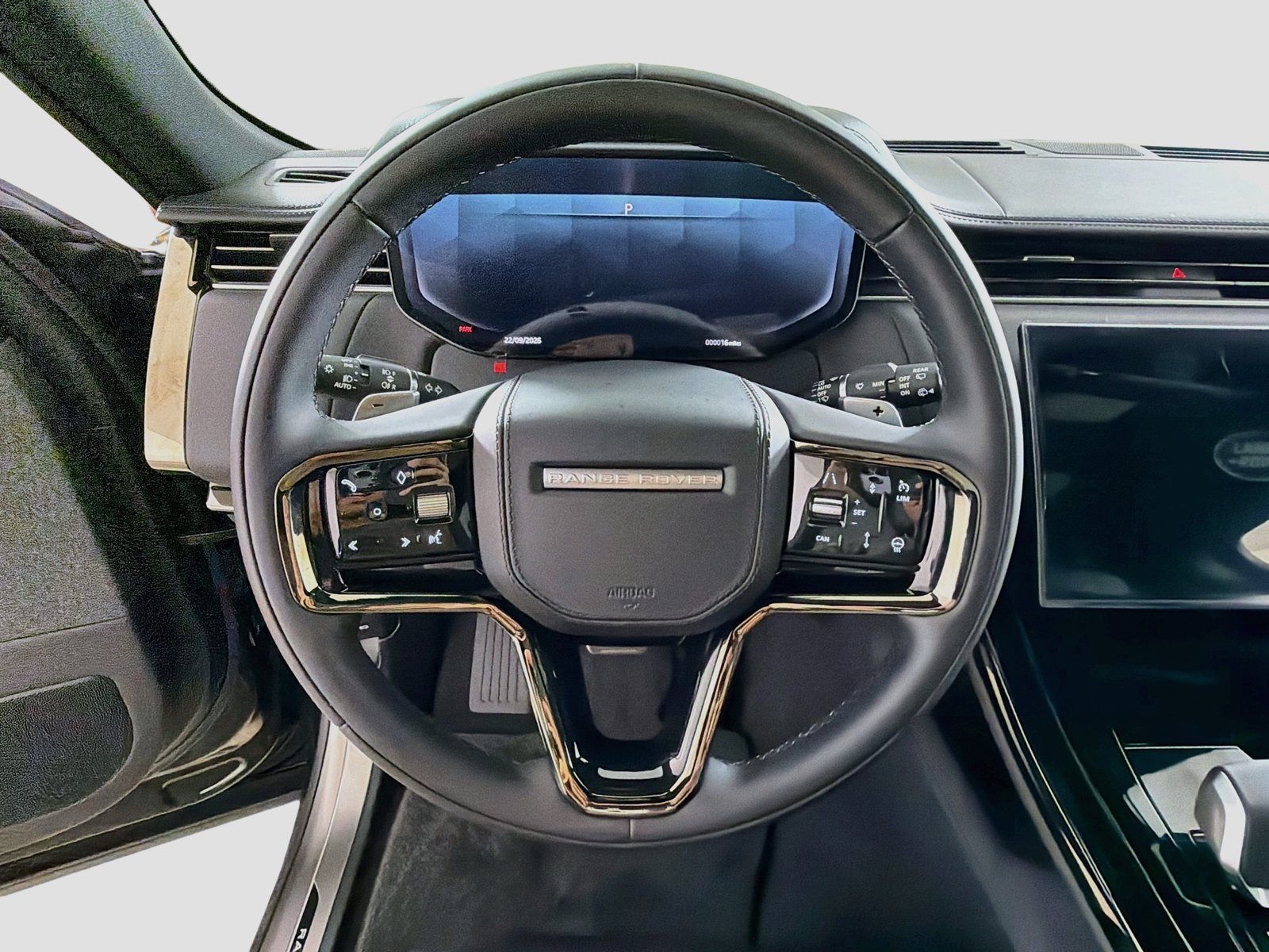 New 2027 Santorini Black LAND ROVER Dynamic SE P400 image 11