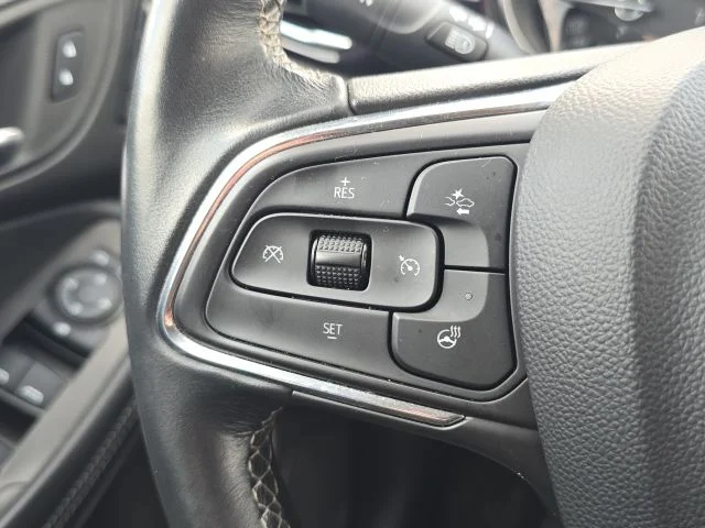 Used 2023 Black Buick Essence image 34