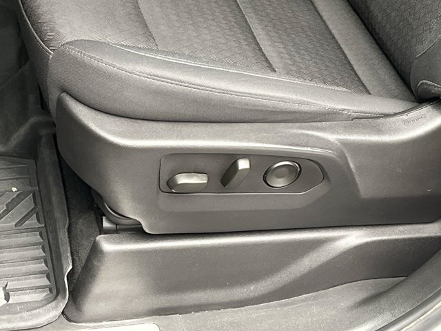 Used 2024 Summit White Chevrolet RST image 12