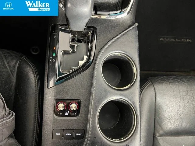 Used 2014 Black Toyota XLE Touring image 25