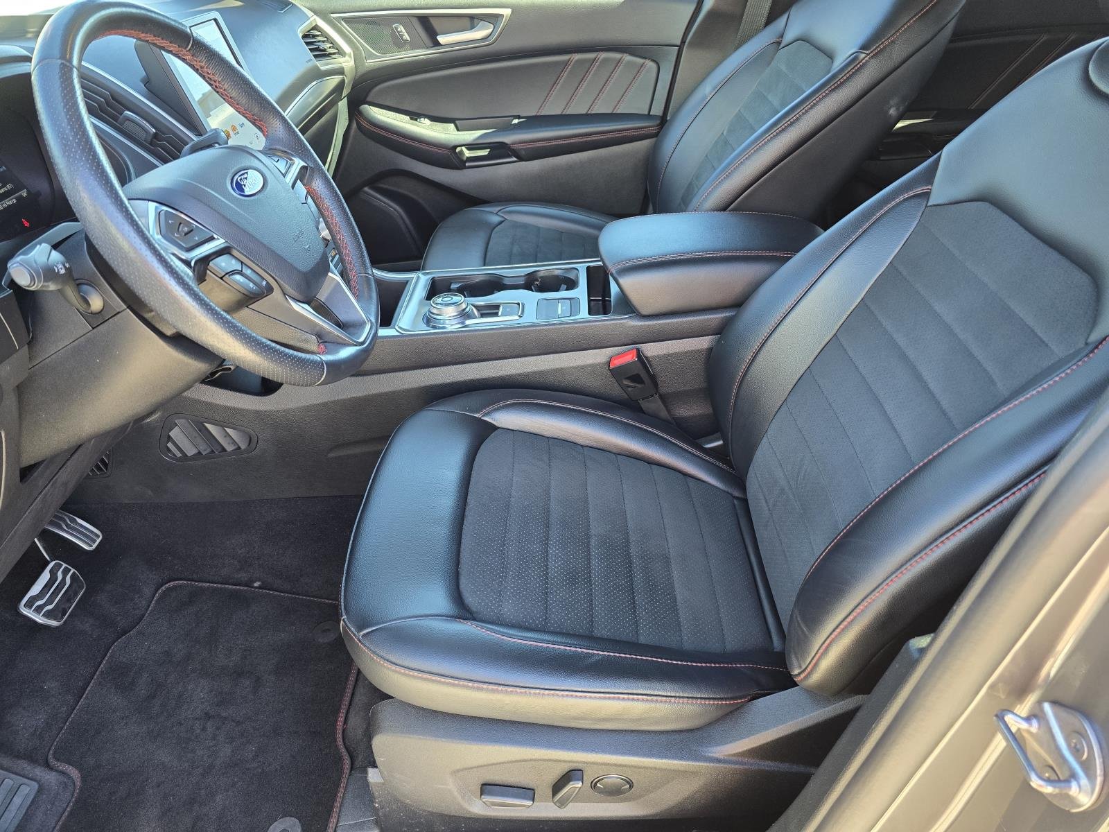 2024 Ford Edge ST-Line - Photo 9