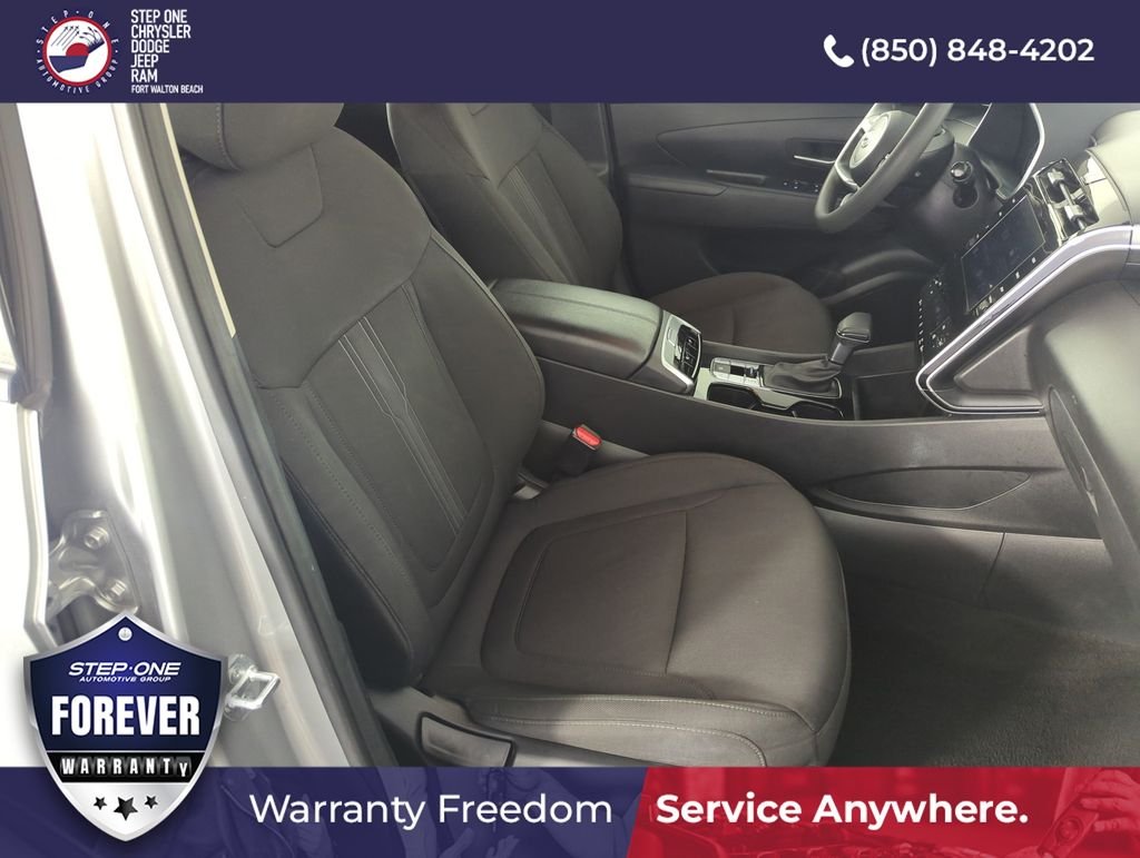 Used 2024 Silver Hyundai SEL image 35