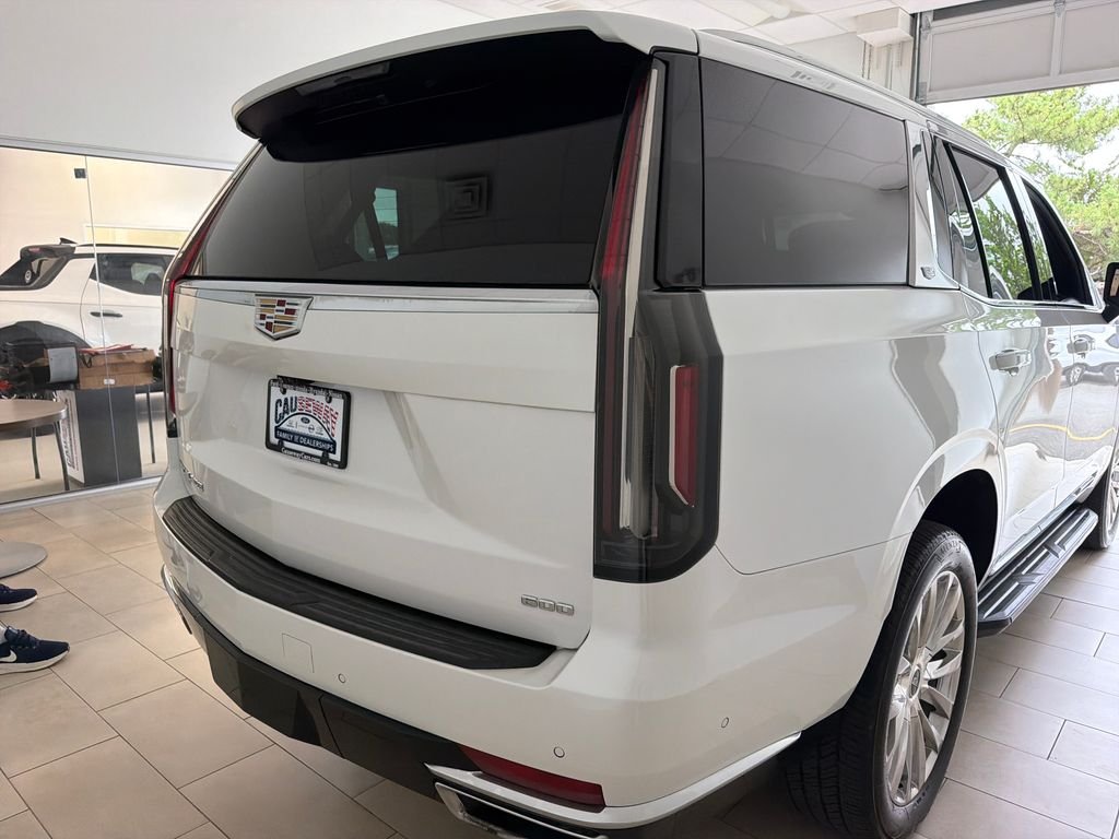 Used 2022 White Cadillac Premium Luxury image 43