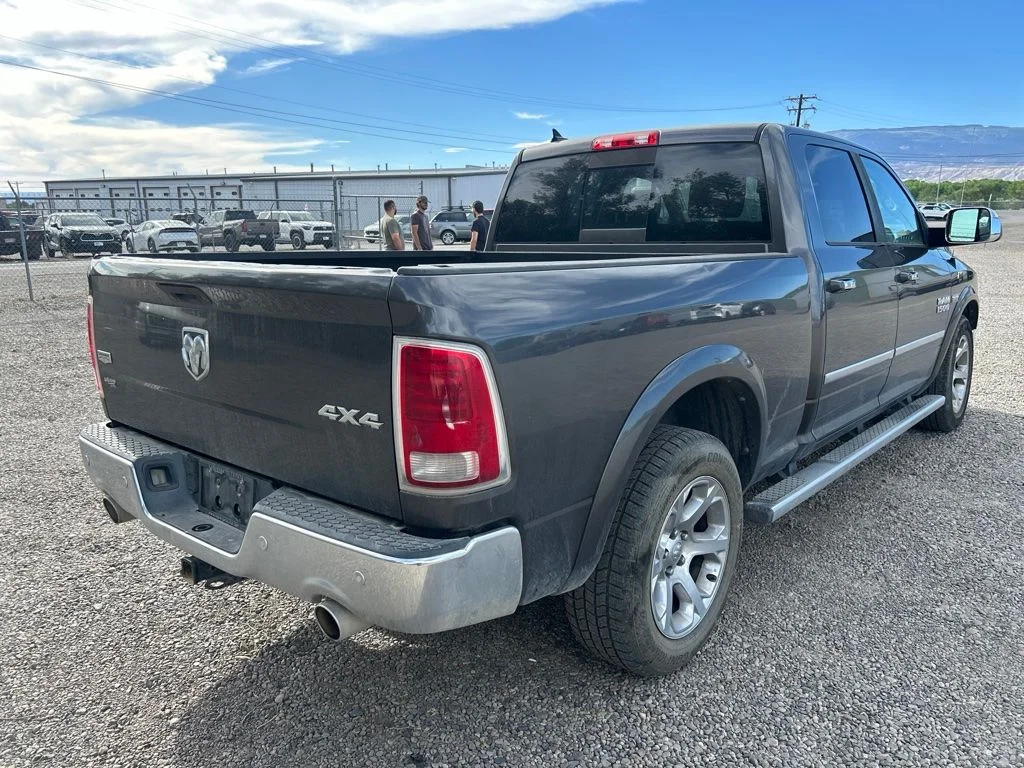 Used 2014 Crystal Metallic Ram Laramie image 7