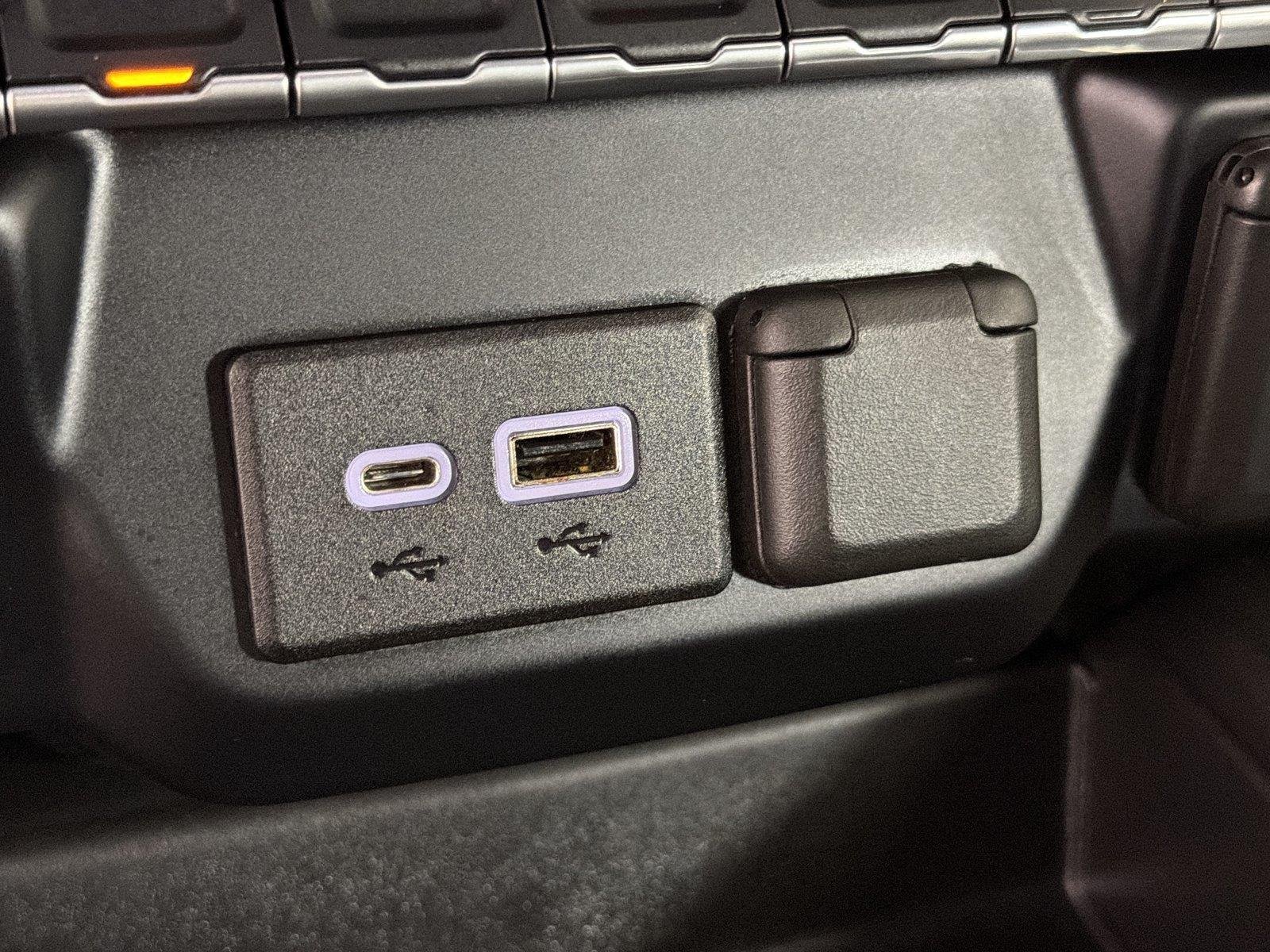2019 Chevrolet Silverado 1500 RST - Photo 29