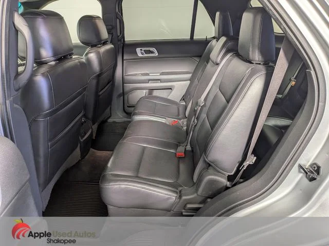 Used 2011 Silver Ford XLT image 38