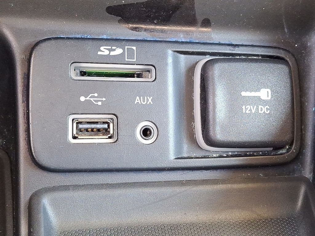 Used 2016 Black Jeep Latitude image 24