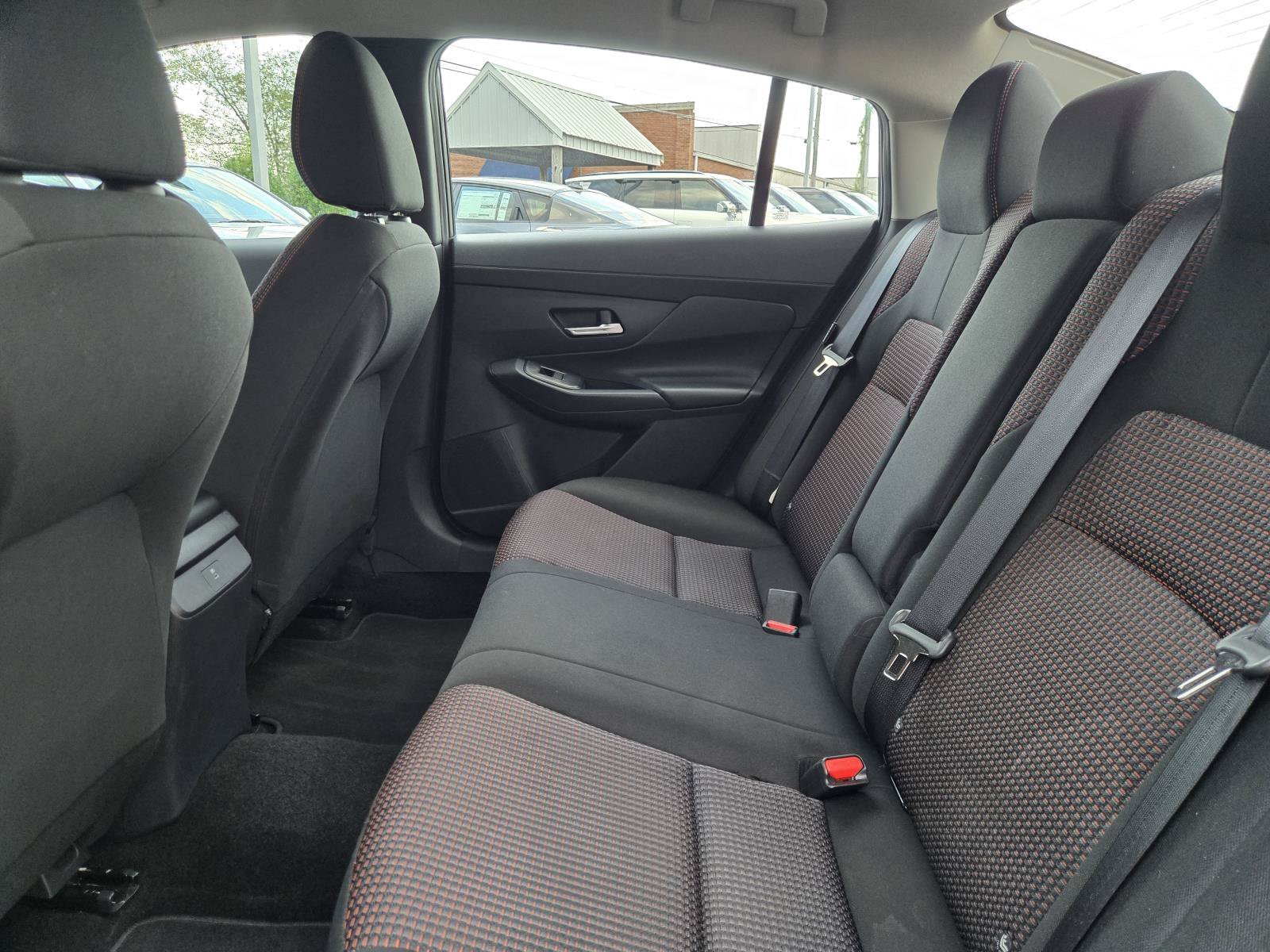 2026 Nissan Sentra SR - Photo 12