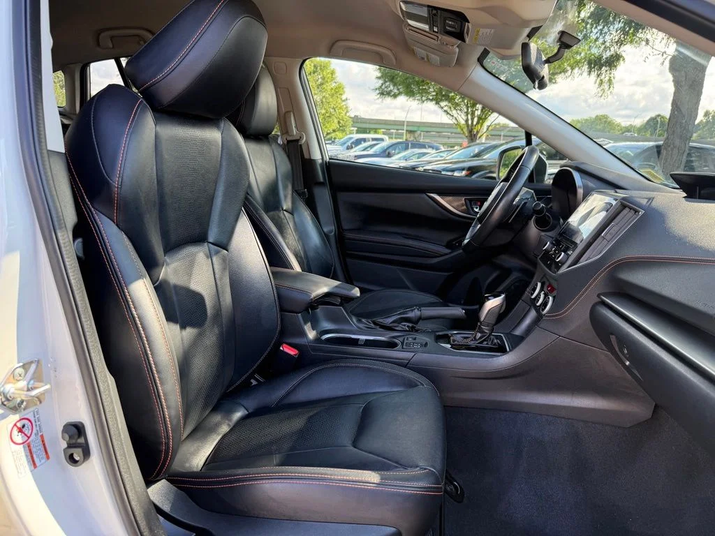 Used 2019 White Subaru 2.0i Limited image 30