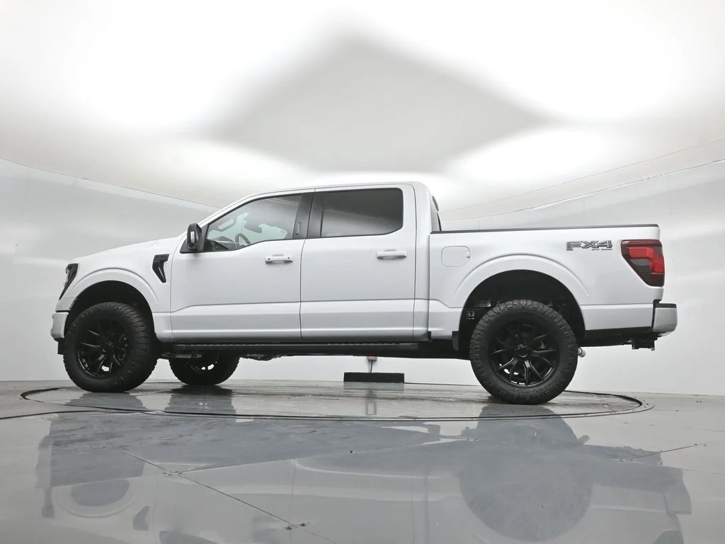 New 2026 White Ford XLT image 50