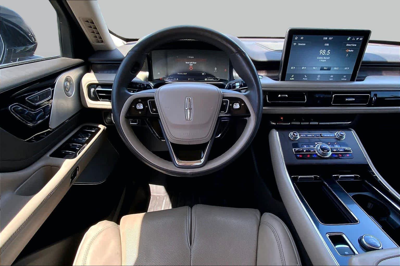 Used 2022 Flight Blue Metallic Clearcoat Lincoln Reserve image 5
